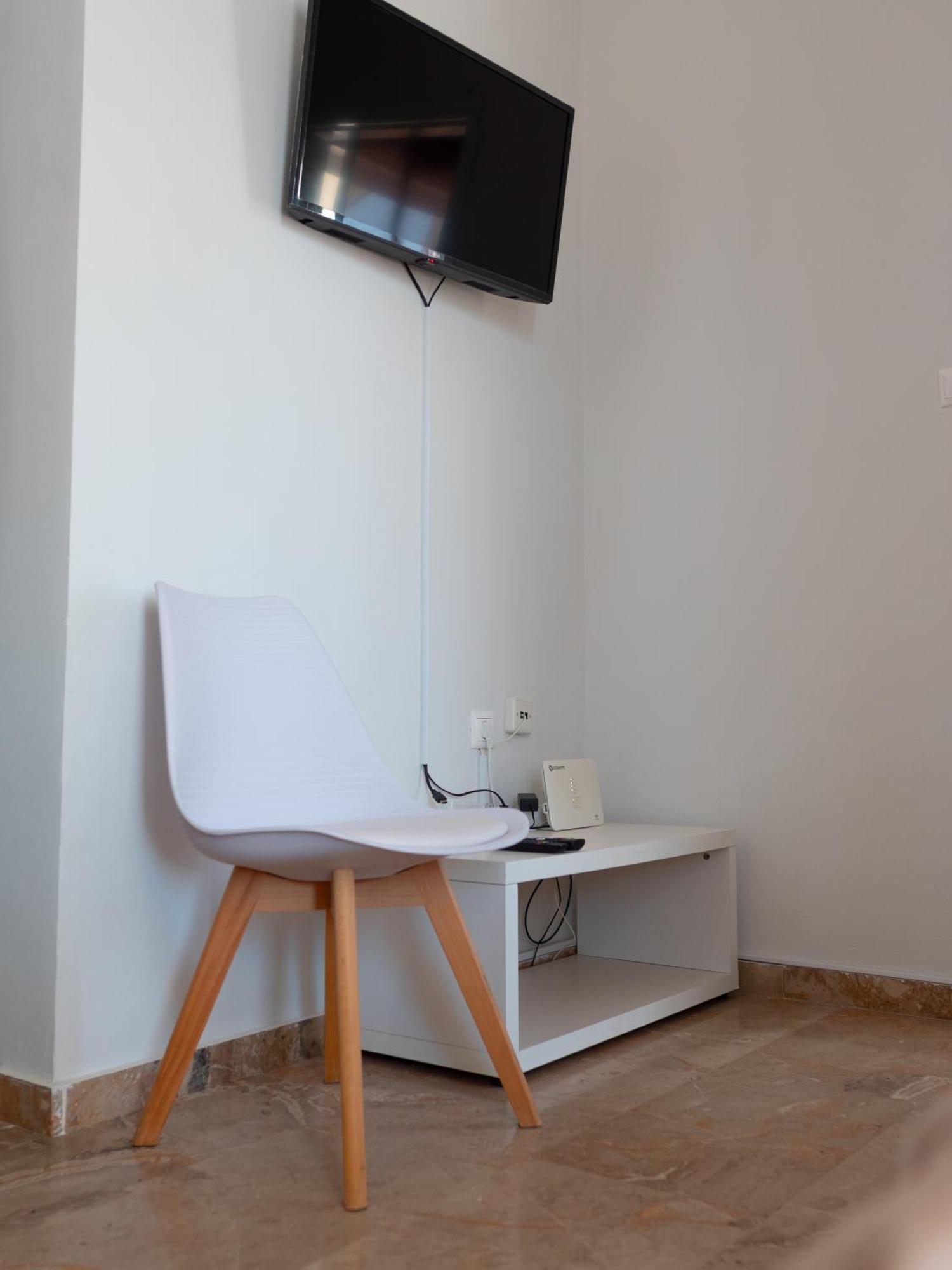 Whitehouse Loutraki Apartment Exterior foto